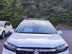 Alb Utilizat 2025 Suzuki SX4 S-Cross SUV | 23.500 EUR