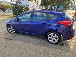 Albastru Utilizat 2016 Ford Focus Hatchback | 6.700 EUR (Preț OK)
