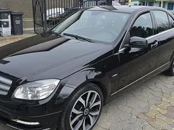 Negru Utilizat 2010 Mercedes C180 Avantgarde Berlinǎ | 6.349 EUR (Preț OK)