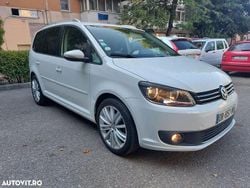 Culoarealb Utilizat 2015 VW Touran Comfortline Monovolum | 6.900 EUR (Super Preț)