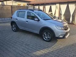 Gri Utilizat 2018 Dacia Sandero Stepway Hatchback | 9.500 EUR (Puțin scump)