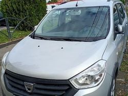 Argintiu Utilizat 2017 Dacia Lodgy Stepway Monovolum | 6.950 EUR (Super Preț)