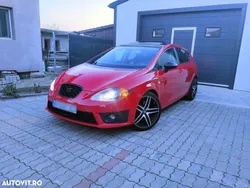 Rosu Utilizat 2010 Seat Leon FR Hatchback | 6.450 EUR