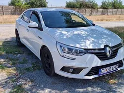 Alb Utilizat 2019 Renault Mégane IV Zen Berlinǎ | 10.300 EUR (Preț bun)
