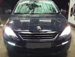 Utilizat 2015 Peugeot 308 Hatchback | 3.750 EUR
