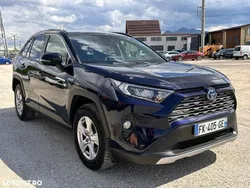Albastru Utilizat 2019 Toyota RAV4 Hybrid SUV | 22.325 EUR (Puțin scump)