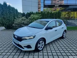 Alb Utilizat 2024 Dacia Sandero Essentiel Hatchback | 12.150 EUR (Preț OK)