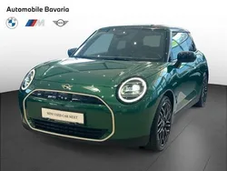 Verde british green iv metalizat Utilizat 2024 Mini Cooper Hatchback | 29.607 EUR
