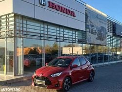 Culoarerosu Utilizat 2025 Toyota Yaris Hybrid | 24.489 EUR (Scump)