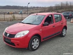 Utilizat 2009 Dacia Sandero Hatchback | 1.499 EUR (Preț bun)