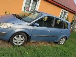 Utilizat 2006 Renault Scénic II Monovolum | 1.300 EUR