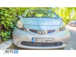 Argintiu Utilizat 2007 Toyota Aygo Hatchback | 2.450 EUR