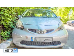 Argintiu Utilizat 2007 Toyota Aygo Hatchback | 2.450 EUR