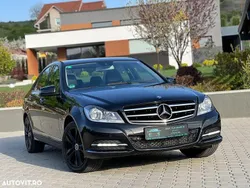Negru Utilizat 2012 Mercedes C180 Avantgarde Berlinǎ | 8.850 EUR (Preț bun)