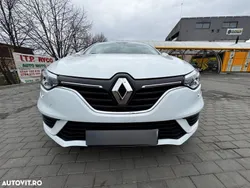 Alb Utilizat 2019 Renault Mégane GrandTour Intens Break | 8.900 EUR (Preț bun)