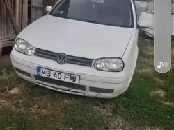 Utilizat 2004 VW Bora Berlinǎ | 2.500 EUR