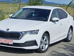 Culoarealb Utilizat 2021 Skoda Octavia Selection Hatchback | 11.999 EUR (Preț OK)