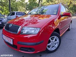 Culoarerosu Utilizat 2007 Skoda Fabia Elegance Break | 1.450 EUR (Scump)