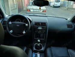Gri Utilizat 2001 Ford Mondeo Berlinǎ | 2.200 EUR