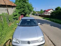 Gri Utilizat 2003 VW Golf IV Comfortline Hatchback | 1.000 EUR (Preț OK)