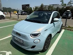 Albastru Utilizat 2022 Fiat 500e Icon Cabrio | 20.099 EUR
