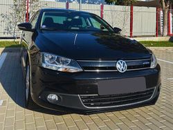 Culoarenegru Utilizat 2013 VW Jetta Hybrid Comfortline Berlinǎ | 7.800 EUR