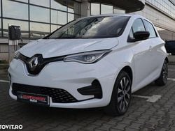 Culoarealb Utilizat 2022 Renault Zoe Evolution Hatchback | 16.000 EUR (Preț OK)