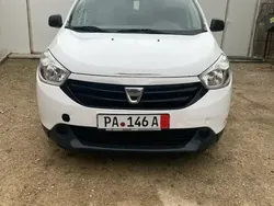 Utilizat 2015 Dacia Lodgy Monovolum | 3.000 EUR
