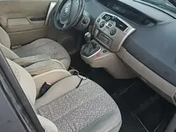 Utilizat 2006 Renault Scénic II Monovolum | 1.600 EUR