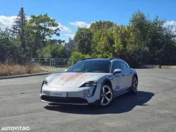 Culoaregri Utilizat 2023 Porsche Taycan Berlinǎ | 76.000 EUR