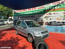 Argintiu Utilizat 2009 Fiat Panda Hatchback | 2.499 EUR