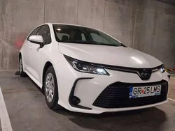 Culoarealb Utilizat 2021 Toyota Corolla Berlinǎ | 14.250 EUR (Preț bun)