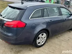 Utilizat 2010 Opel Insignia Berlinǎ | 2.000 EUR (Super Preț)