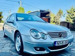 Utilizat 2005 Mercedes 220 Coupe | 4.300 EUR