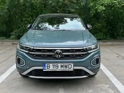 Albastru Utilizat 2023 VW T-Roc Style SUV | 32.990 EUR