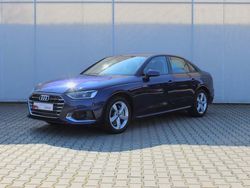 Albastru dechis metalic Utilizat 2024 Audi A4 | 40.900 EUR