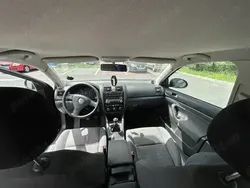 Utilizat 2006 VW Jetta Berlinǎ | 3.000 EUR (Preț OK)