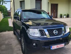Negru Utilizat 2013 Nissan Pathfinder SUV | 11.900 EUR