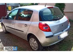 Gri Utilizat 2008 Renault Clio II Hatchback | 3.000 EUR (Puțin scump)