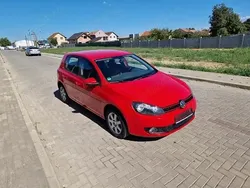 Rosu Utilizat 2010 VW Golf VI Hatchback | 3.690 EUR (Preț bun)