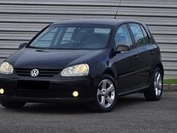Culoarenegru Utilizat 2006 VW Golf V Comfortline Hatchback | 2.950 EUR (Preț OK)