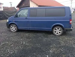 Albastru Utilizat 2004 VW T5 Van | 6.700 EUR