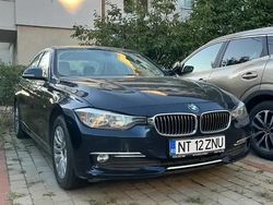 Culoarealbastru Utilizat 2013 BMW 318 Luxury Line Berlinǎ | 8.000 EUR (Preț OK)