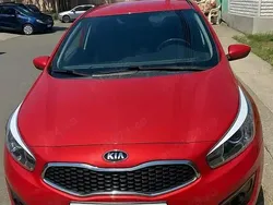 Rosu Utilizat 2017 Kia Ceed 2 Hatchback | 8.200 EUR (Preț OK)