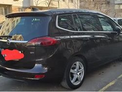 Culoaremaro Utilizat 2016 Opel Zafira Monovolum | 9.800 EUR (Puțin scump)