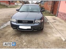 Gri Utilizat 2002 Audi A4 Berlinǎ | 2.700 EUR (Preț OK)