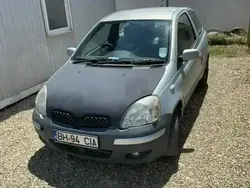 Gri Utilizat 2005 Toyota Yaris Hatchback | 900 EUR