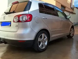 Utilizat 2008 VW Golf Plus Cross Monovolum | 4.590 EUR