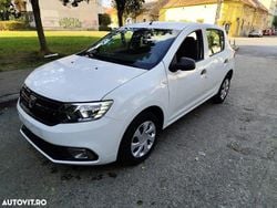 Culoarealb Utilizat 2019 Dacia Sandero Hatchback | 7.500 EUR (Super Preț)