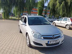 Culoaregri Utilizat 2009 Opel Astra Essentia Break | 3.300 EUR (Puțin scump)